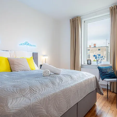 Sadebo Wave 6 Gaeste 2 Schlafzimmer 1 Wohnzimmer Apartman Lübeck